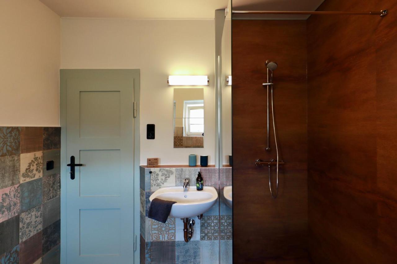 Ferienwohnung 60Er Jahre Design Apartment - 65Qm Fewo Im Zittauer Gebirge - Familienfreundliche Unterkunft Am Bergfuss Zum Toepfer Olbersdorf Bagian luar foto