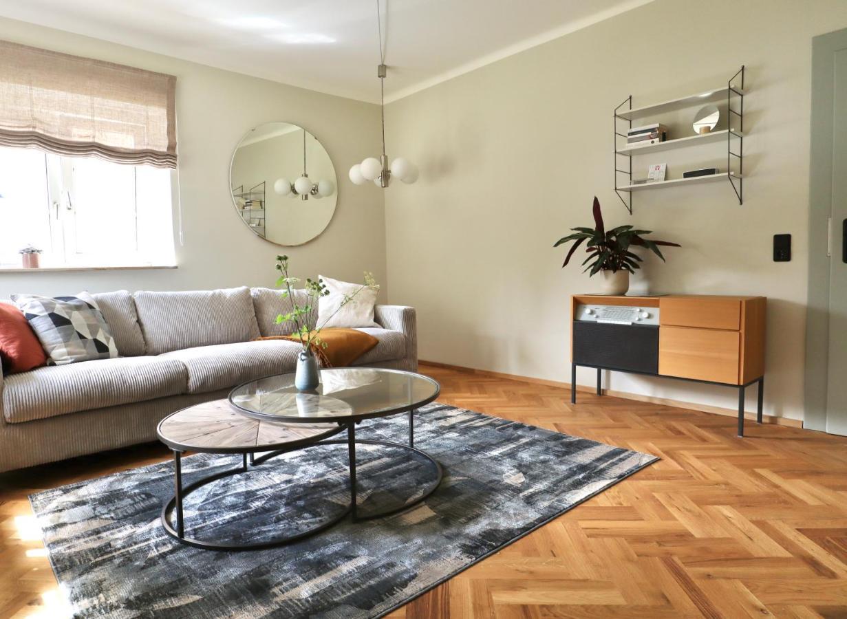 Ferienwohnung 60Er Jahre Design Apartment - 65Qm Fewo Im Zittauer Gebirge - Familienfreundliche Unterkunft Am Bergfuss Zum Toepfer Olbersdorf Bagian luar foto